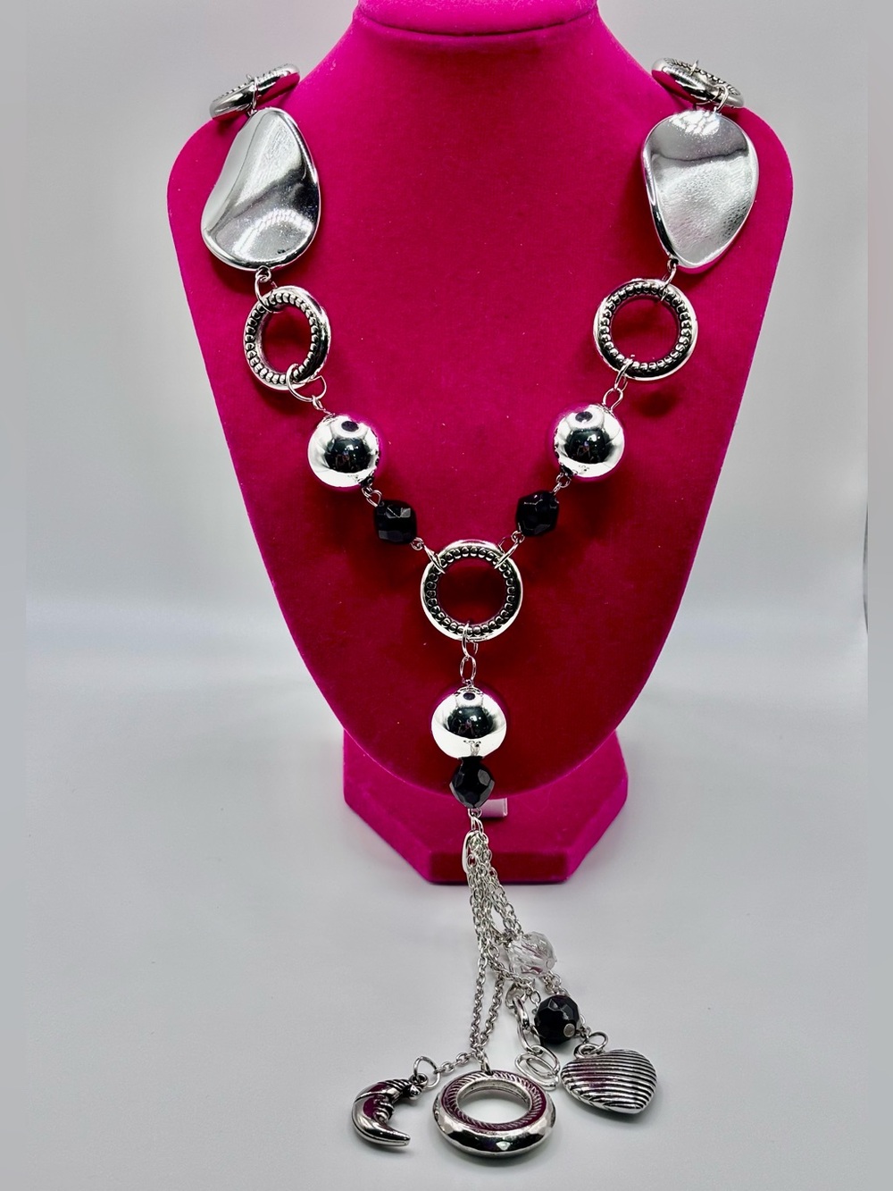 Silver and Black Decorative Circle Pendant Necklace - Women Jewelry